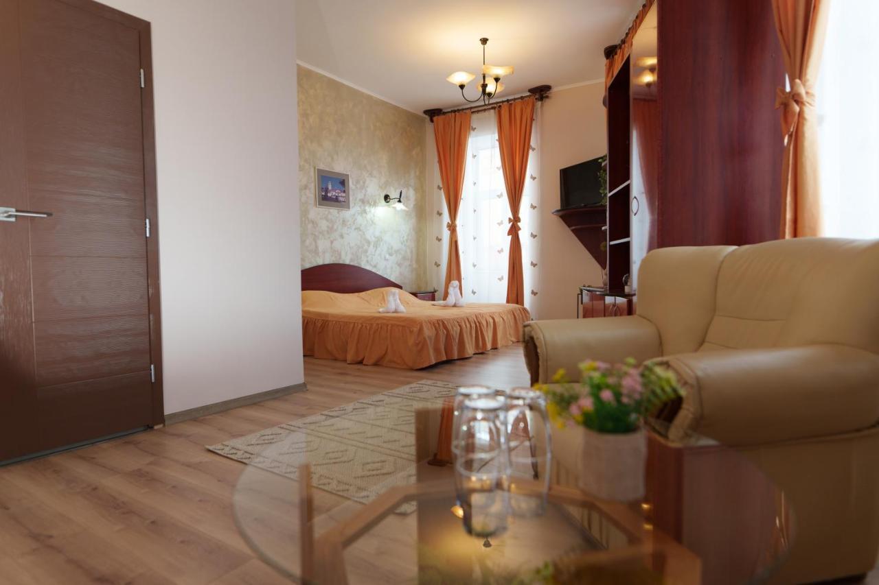 Hotel Rubin*** 게오르게니 외부 사진