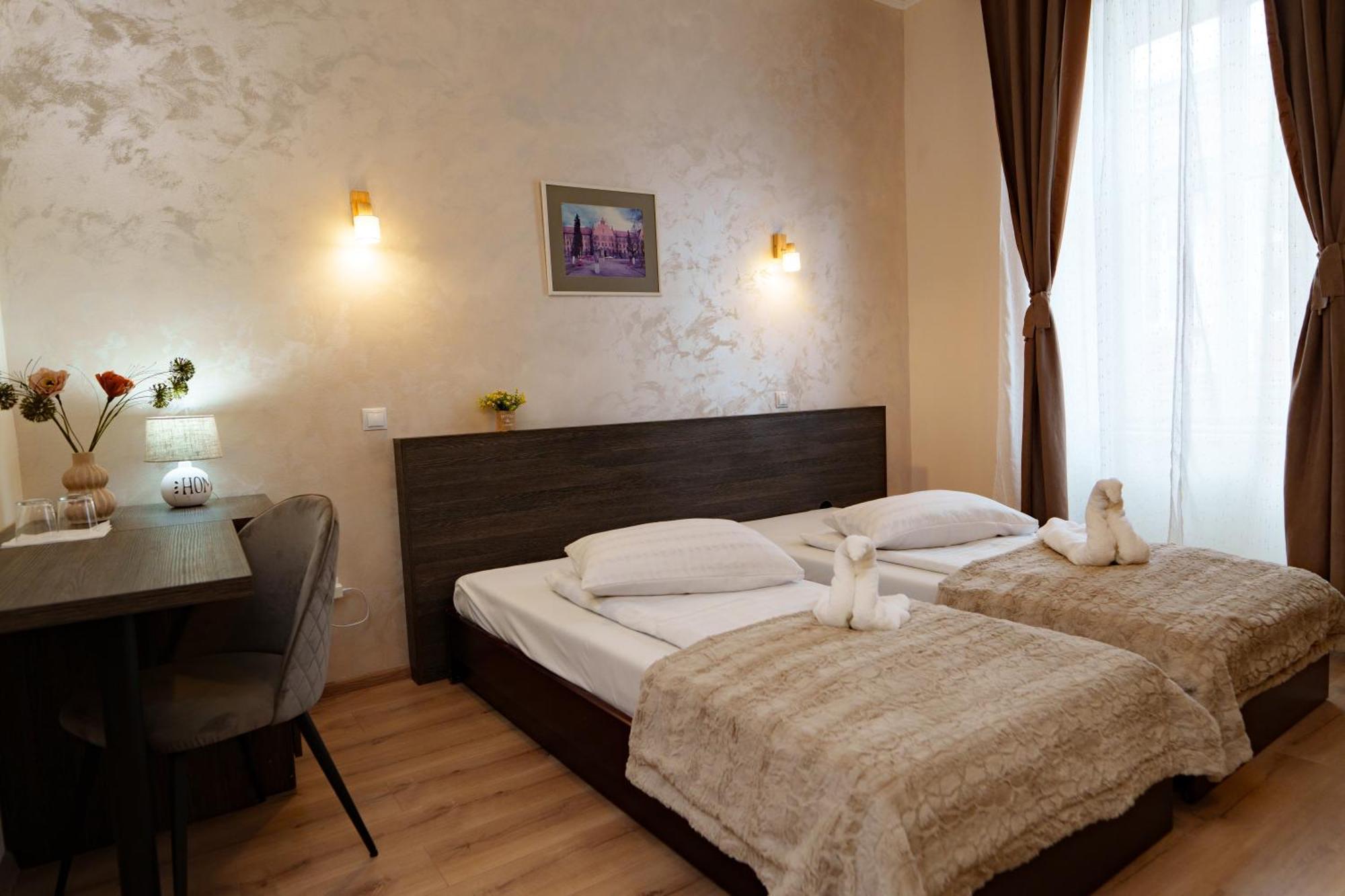 Hotel Rubin*** 게오르게니 외부 사진